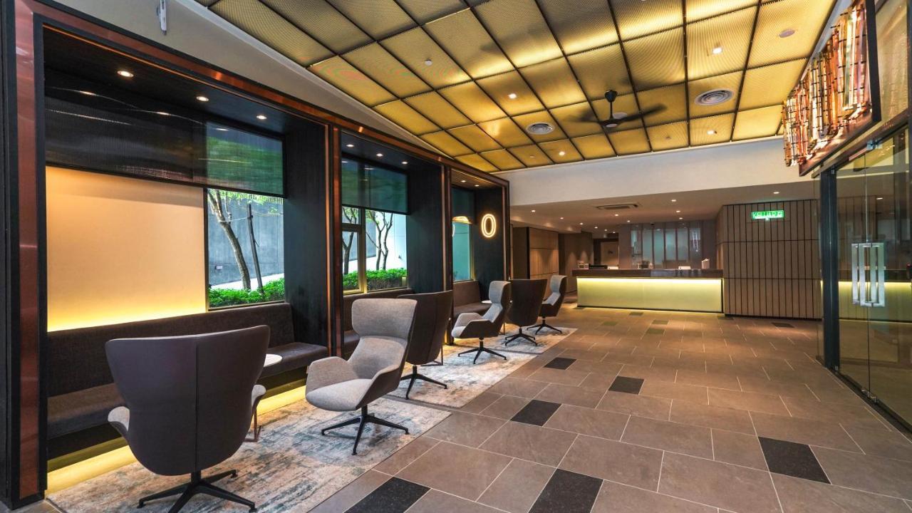 Ceylonz Suites By Mykey Kuala Lumpur Kültér fotó The lounge at KLIA