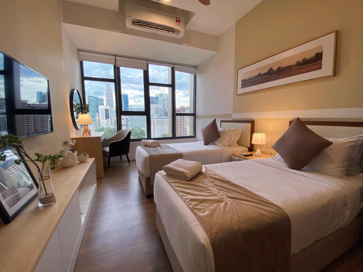 Ceylonz Suites By Mykey Kuala Lumpur Kültér fotó Deluxe Room