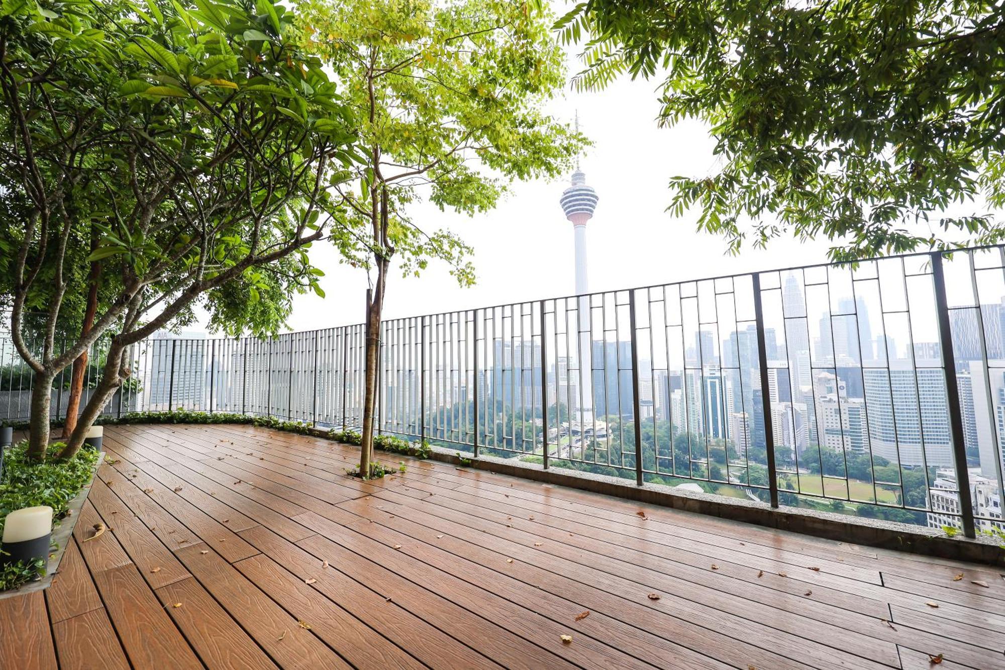 Ceylonz Suites By Mykey Kuala Lumpur Kültér fotó Sky Deck